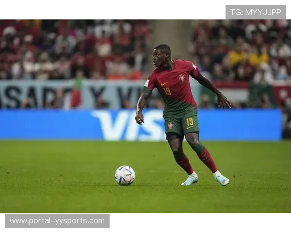 努诺门德斯把握寥寥机会破门展现足球比赛瞬息万变魅力 努诺门德斯把握寥寥机会破门展现足球比赛瞬息万变魅力